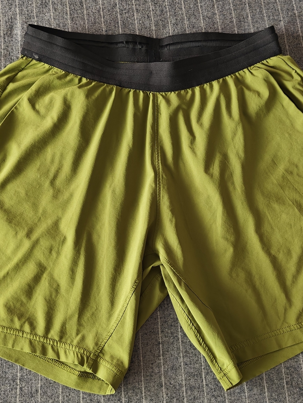 Bonobos The Lined Gym Short Performance 4-Way Stretch Mens Medium Olive green